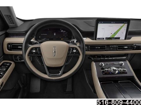 Used 2022 Lincoln Aviator Reserve w/ Equipment Group 201A AWD/4WD image 8