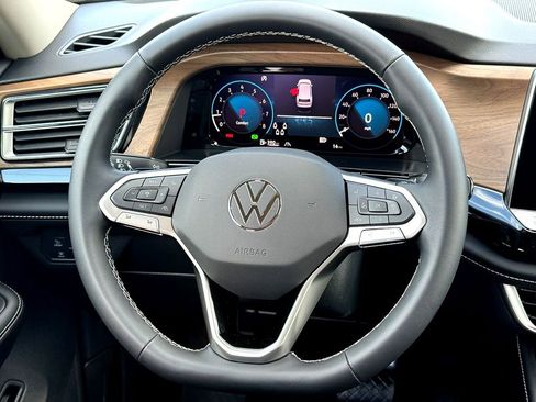 New 2026 Volkswagen Atlas SE FWD image 21