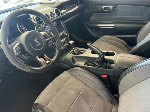 Used 2019 Ford Mustang Shelby GT350 w/ Technology Package image 7