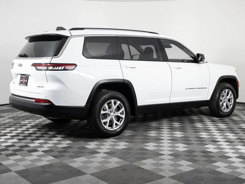 Used 2022 Jeep Grand Cherokee L Limited image 8