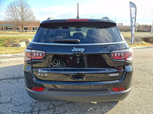 Used 2020 Jeep Compass Latitude w/ Cold Weather Group image 7