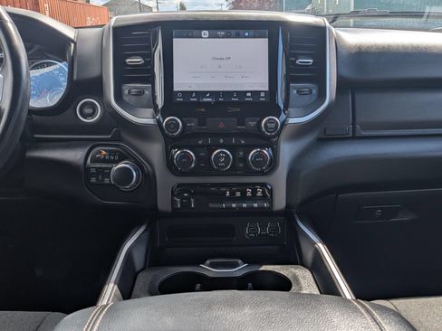 Used 2022 RAM 1500 Big Horn AWD/4WD image 11