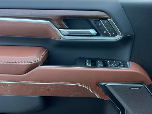 New 2026 GMC Sierra 3500 Denali Ultimate AWD/4WD image 8