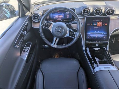 Used 2025 Mercedes-Benz C 300 Sedan image 13