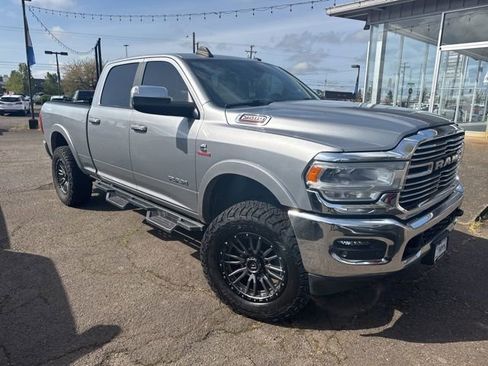 Used 2022 RAM 2500 Laramie AWD/4WD image 1
