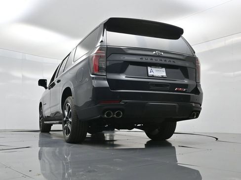 Used 2025 Chevrolet Suburban RST image 42