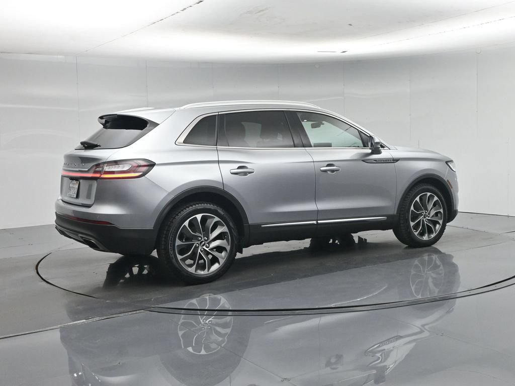 Used 2023 Lincoln Nautilus Reserve FWD image 30