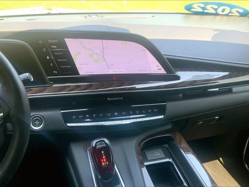 Used 2022 Cadillac Escalade Premium Luxury Platinum AWD/4WD image 6