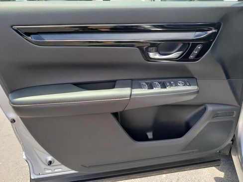 Used 2025 Honda CR-V Sport Touring image 19