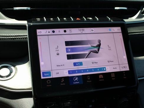 New 2025 Jeep Grand Cherokee Limited image 20