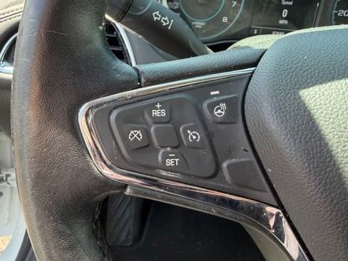Used 2016 Chevrolet Cruze Premier FWD image 22