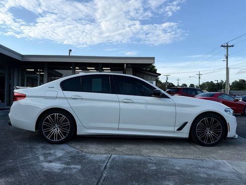 Used 2019 BMW 530e w/ M Sport Package RWD image 8