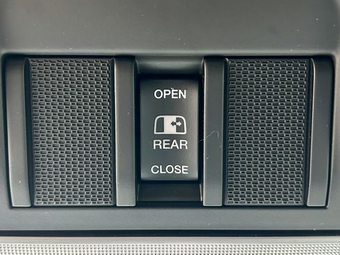 Certified 2022 RAM 1500 Big Horn image 40