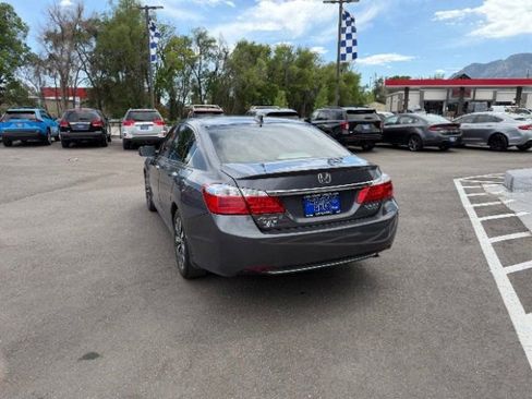 Used 2015 Honda Accord Touring image 10