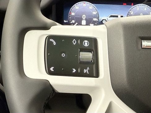 New 2026 Land Rover Defender 110 X-Dynamic SE AWD/4WD image 11