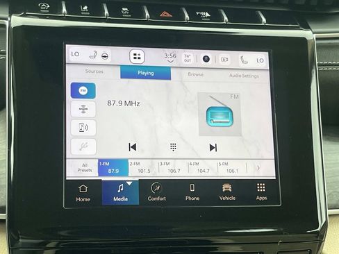 Used 2022 Jeep Grand Cherokee L Limited w/ Luxury Tech Group II image 25