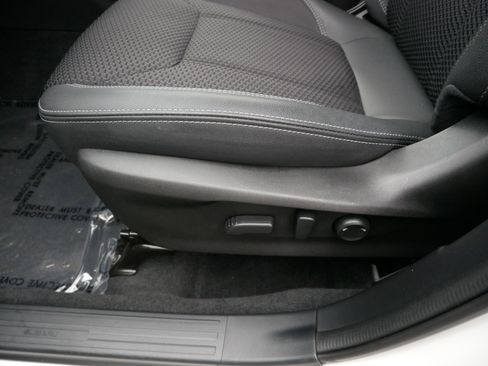 Certified 2023 Subaru Forester Premium image 19