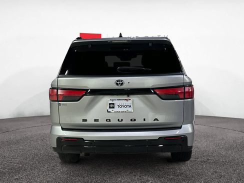 Used 2023 Toyota Sequoia Platinum image 6