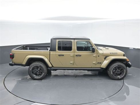 New 2026 Jeep Gladiator Willys image 40