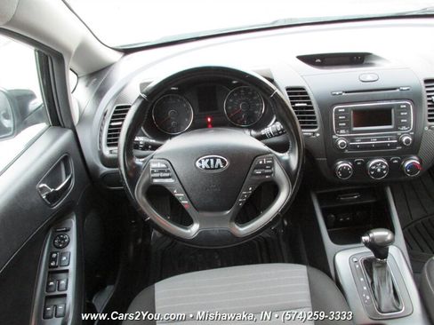 Used 2015 Kia Forte EX w/ Protection Package image 17