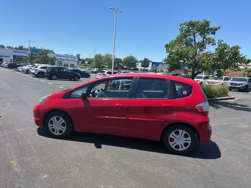 Used 2011 Honda Fit image 4