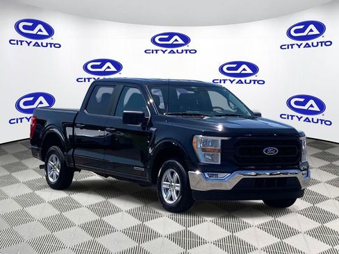 Used 2022 Ford F150 XL w/ Equipment Group 101A High RWD image 2