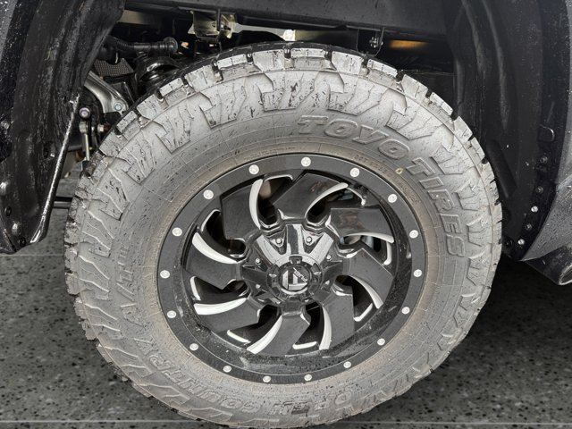 Used 2025 Toyota Tundra Platinum AWD/4WD image 12