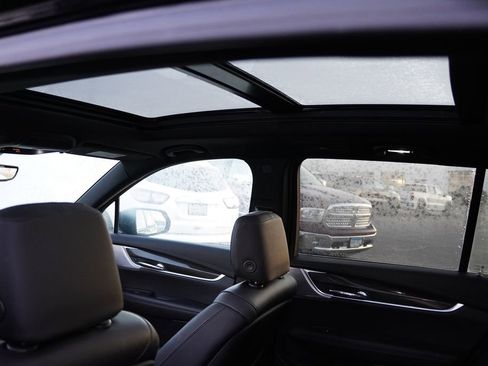 Used 2021 Cadillac XT6 Sport image 5