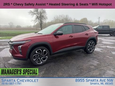 Used 2024 Chevrolet Trax RS FWD image 7