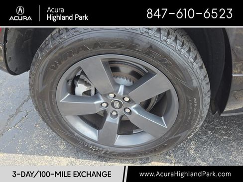 Used 2023 Land Rover Defender 90 X-Dynamic SE AWD/4WD image 15