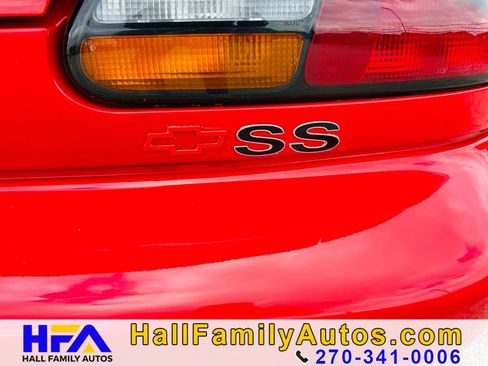 Used 2001 Chevrolet Camaro Z28 w/ SS Performance/Appearance Pkg image 23