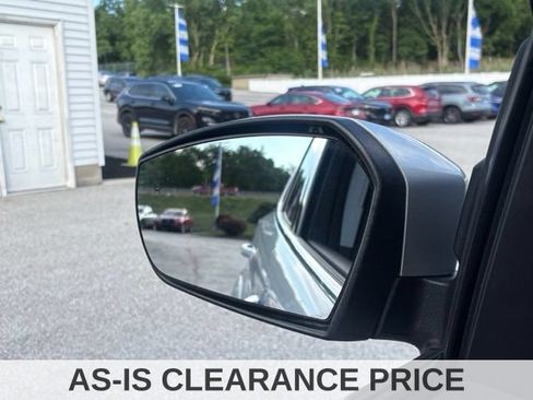 Used 2017 Ford Escape SE w/ Equipment Group 201A AWD/4WD image 33