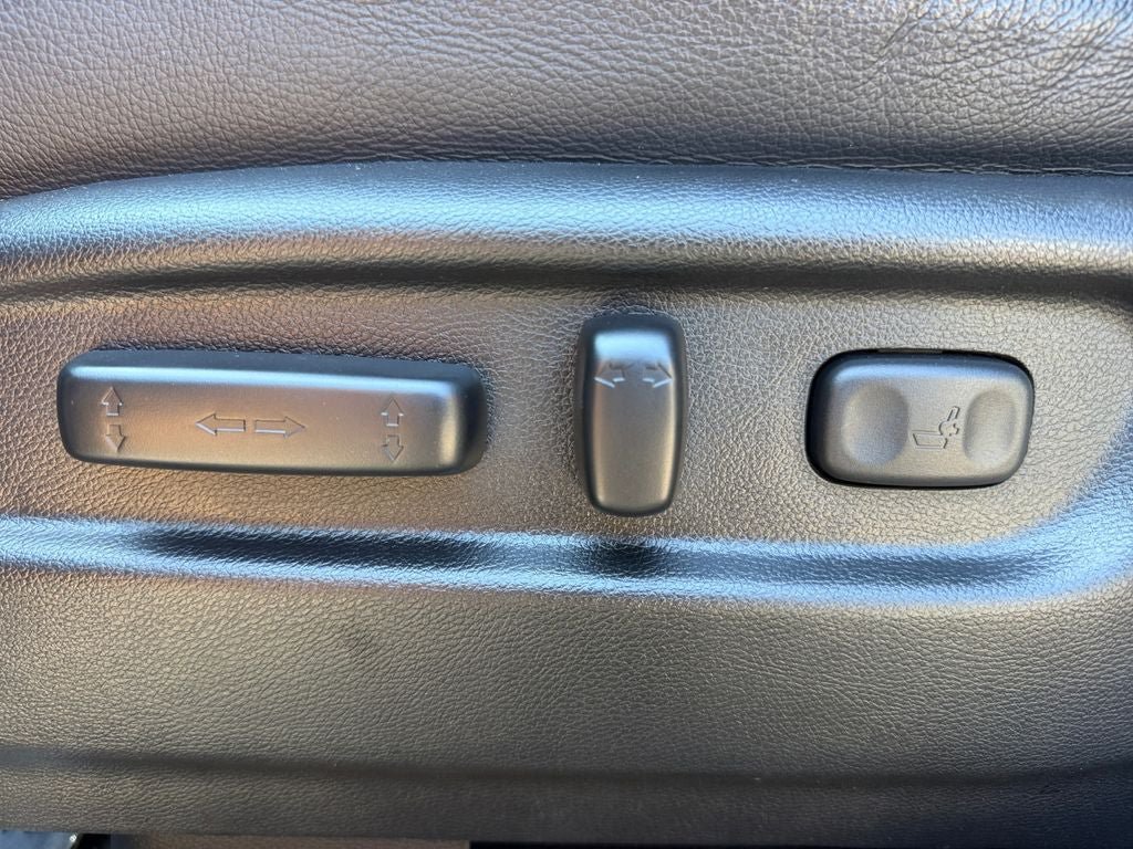 Used 2022 Honda Pilot TrailSport image 13