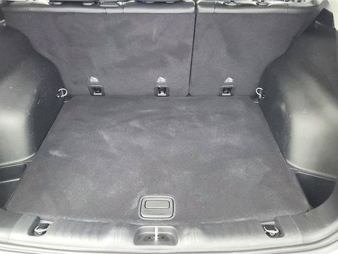 Used 2022 Jeep Compass Limited image 19