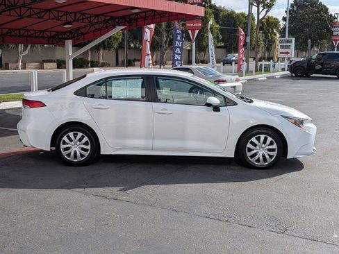 Used 2024 Toyota Corolla LE image 4