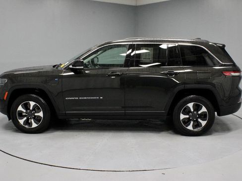 Used 2024 Jeep Grand Cherokee Limited 4xe AWD/4WD image 9