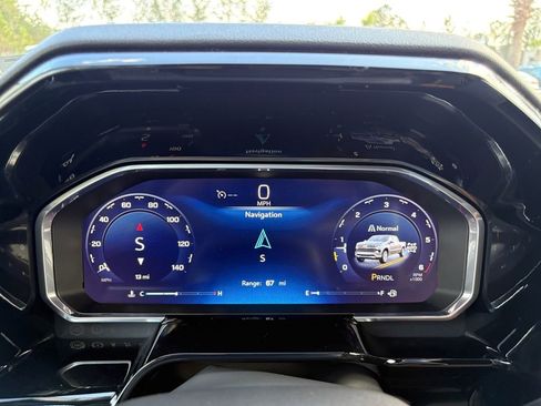 New 2026 Chevrolet Silverado 1500 LT w/ Z71 Off-Road Package AWD/4WD image 17
