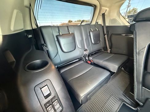 Used 2015 Lexus GX 460 Luxury w/ Preferred Accessory Package AWD/4WD image 22