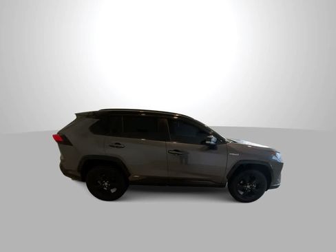 Used 2021 Toyota RAV4 XSE w/ XSE Grade Weather Package AWD/4WD image 9