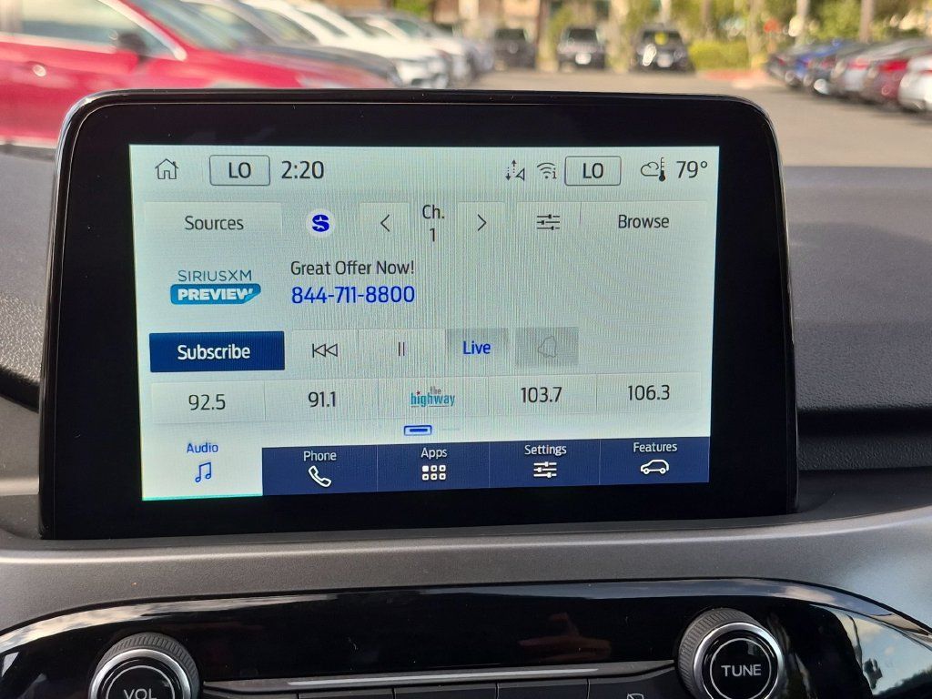 Used 2025 Ford Escape Active AWD/4WD image 17
