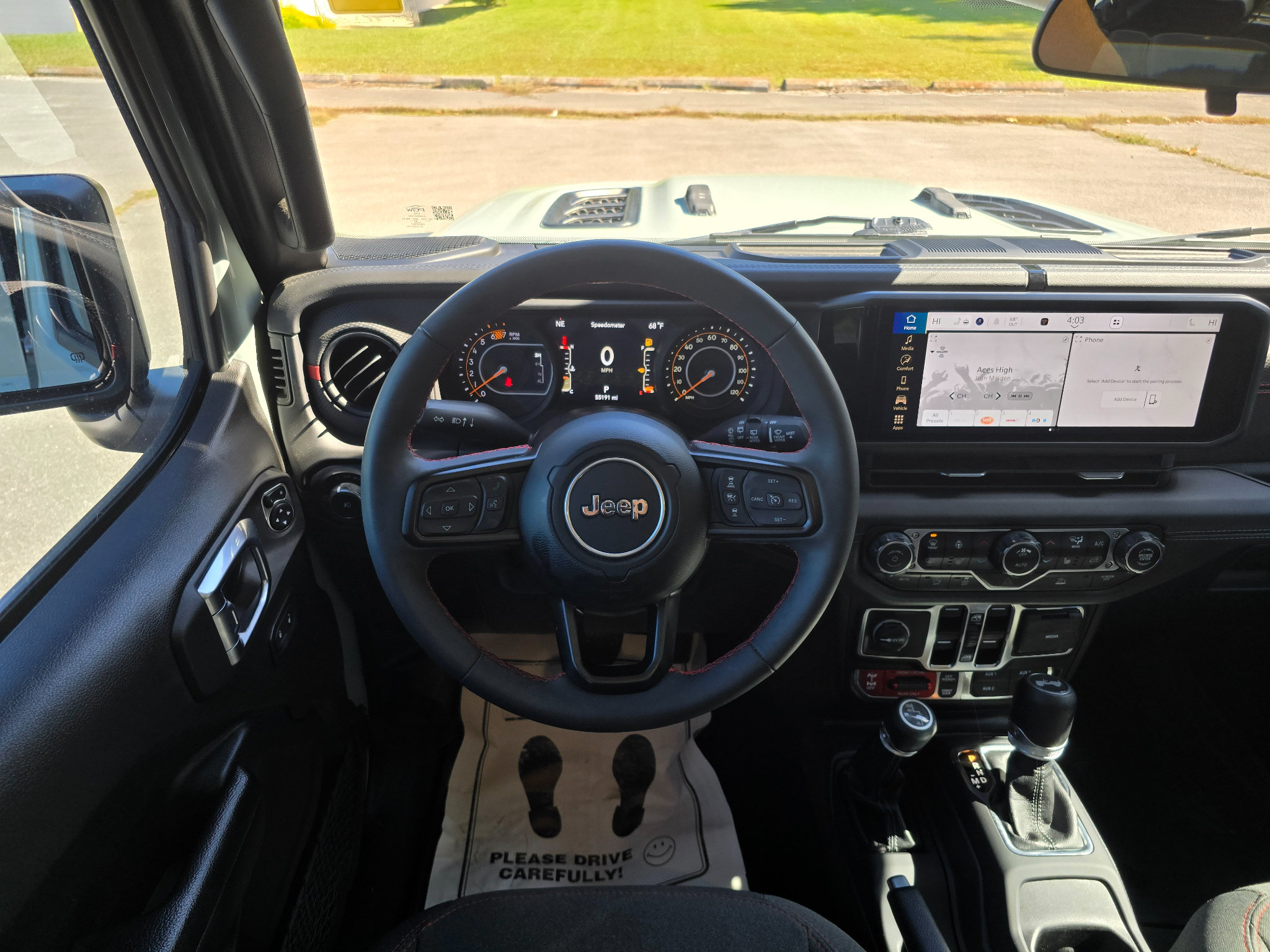 Used 2024 Jeep Wrangler Unlimited Rubicon w/ Convenience Group AWD/4WD image 16