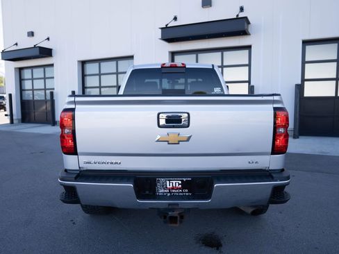 Used 2016 Chevrolet Silverado 2500 LTZ w/ Z71 Package, Off-Road AWD/4WD image 7