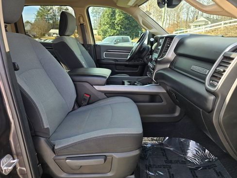 Used 2019 RAM 2500 Big Horn image 28