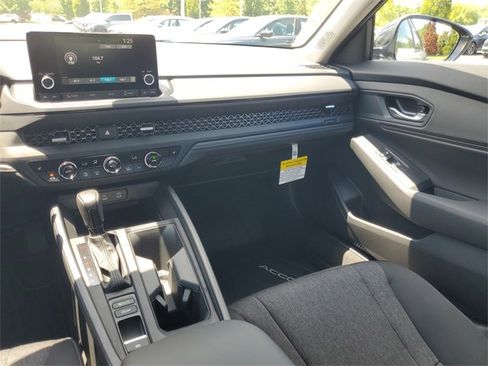 New 2025 Honda Accord SE image 11