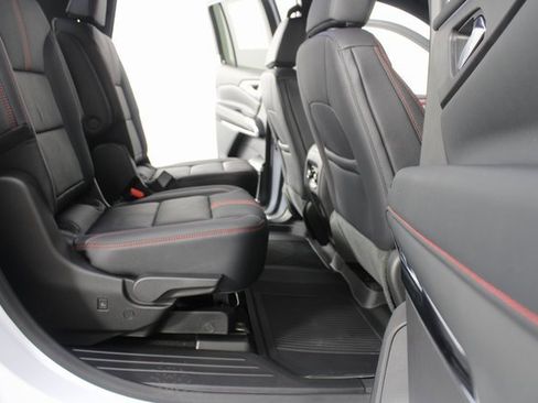 New 2026 Chevrolet Traverse RS w/ LPO, Floor Liner Package image 25