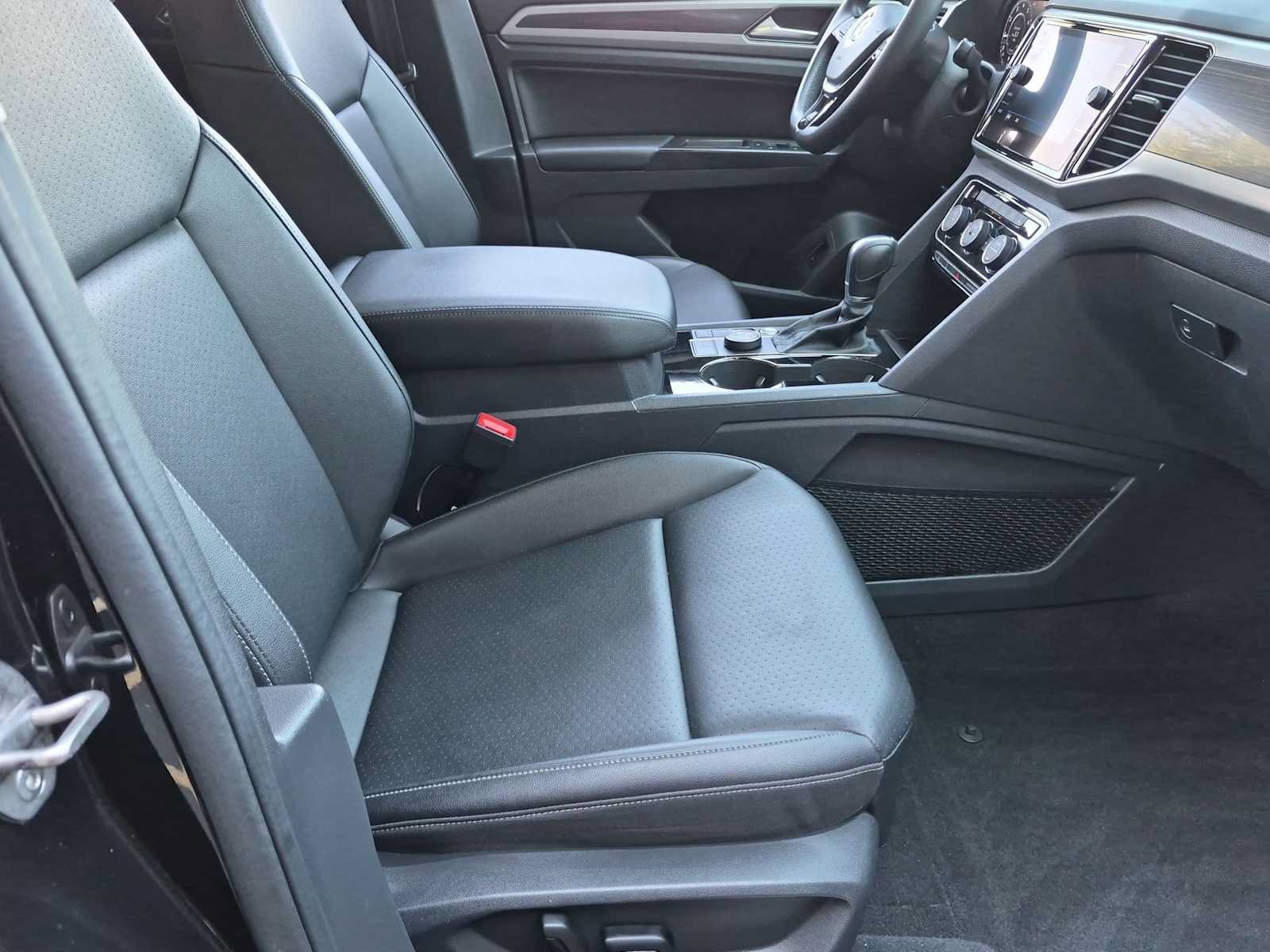 Used 2019 Volkswagen Atlas SEL R-Line AWD/4WD image 21