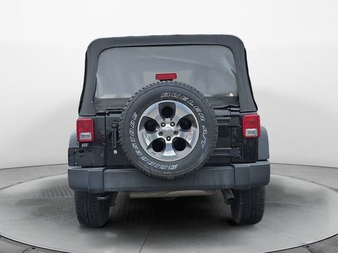 Used 2017 Jeep Wrangler Unlimited Sport AWD/4WD image 2