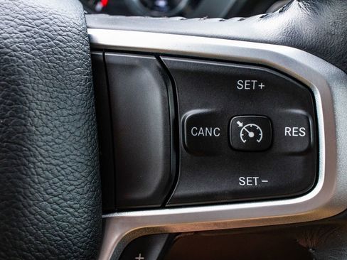 Used 2023 RAM 1500 Big Horn AWD/4WD image 29