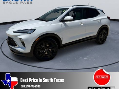 Used 2024 Buick Encore GX Sport Touring FWD image 1