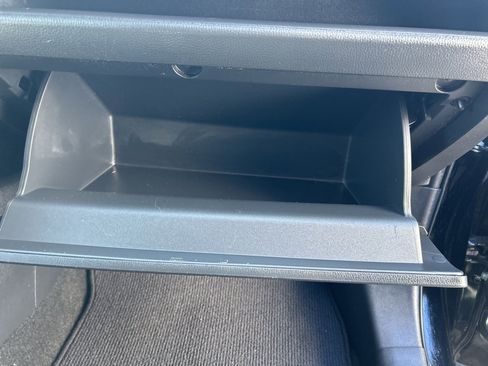 Used 2021 Toyota RAV4 LE image 42